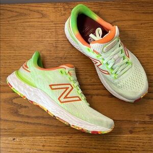 New Balance Fresh Foam 880 Green Orange Sneakers Size 7.5